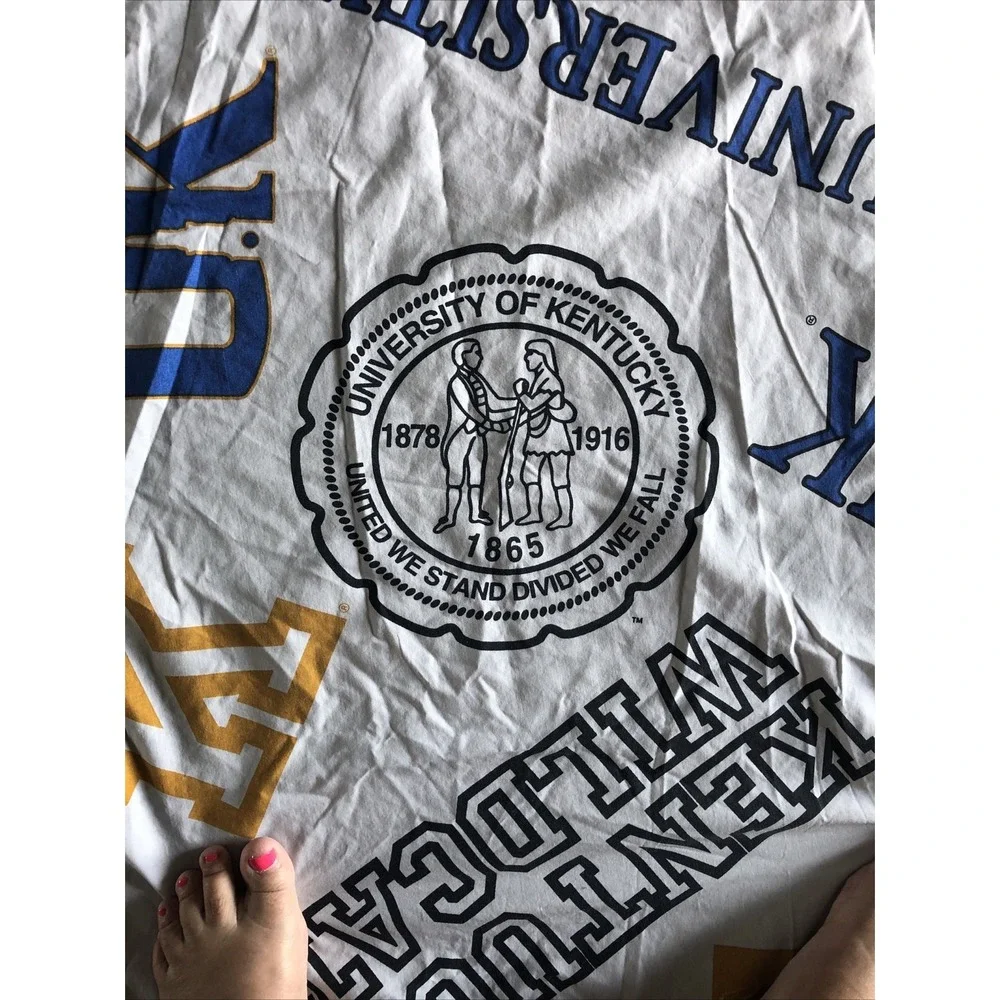 Vtg University Of Kentucky Wildcats Full Fitted Sheet 50/50 Cotton Polyester USA
